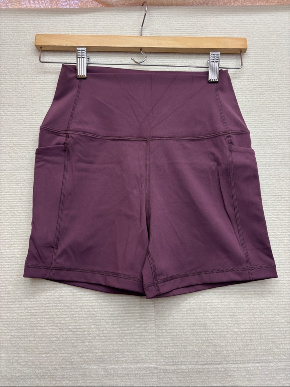 New CRZ YOGA | High-Waist Plum Women’s Active Shorts small